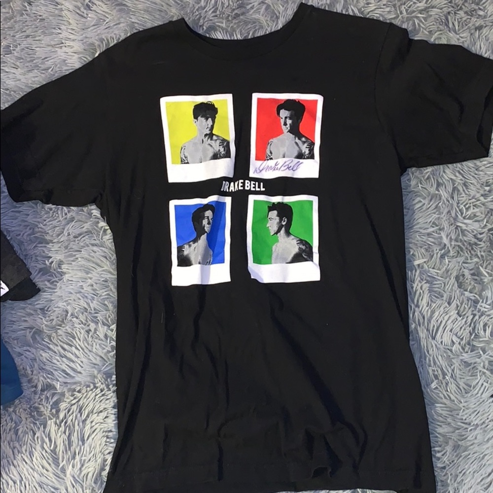 Black drake bell signed t shirt
